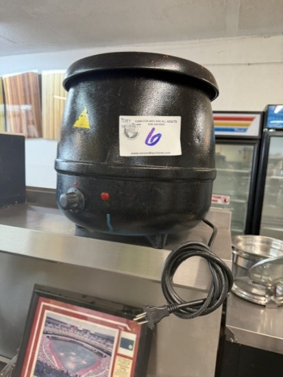 Black Soup Warmer