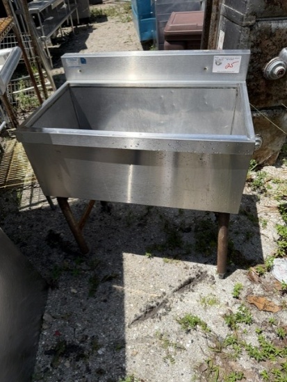 Stainless 18" x 36" Ice Bin