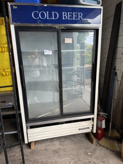 True GDM-41 Glass Slide 2 Door Cooler