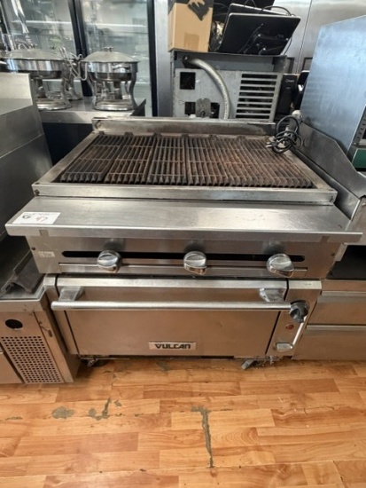 Vulcan 36" Radiant Char-Broiler with Oven Base