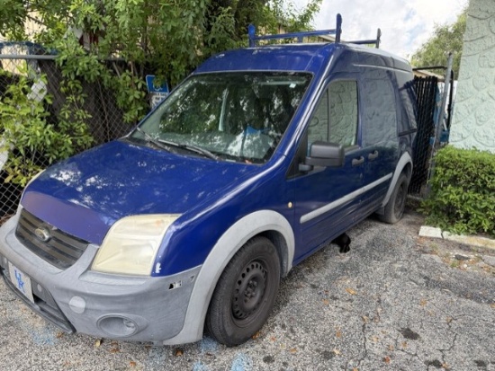 2012 Blue Ford Connect