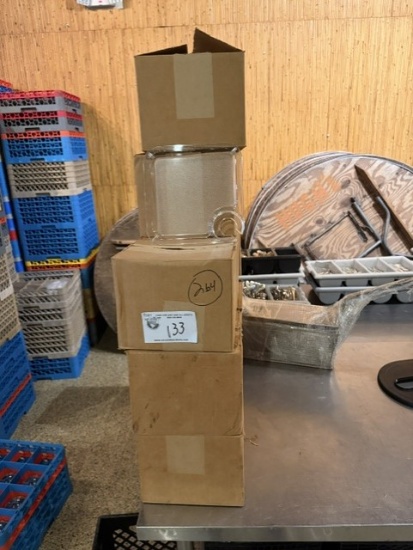 8 1/4" x 8/14" x 6 5/8" Buffet Plate Masters