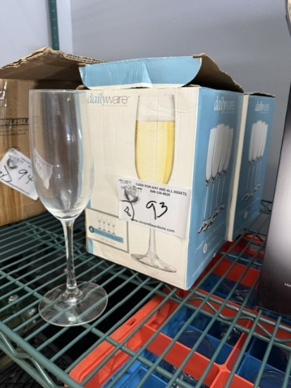Dailyware Champagne Glasses