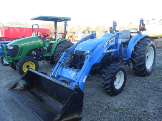NEW HOLLAND TCFFDA TRACTOR ROPS, 4WD, EHSS TRANSMISSION, LEFT HAND FORWARD