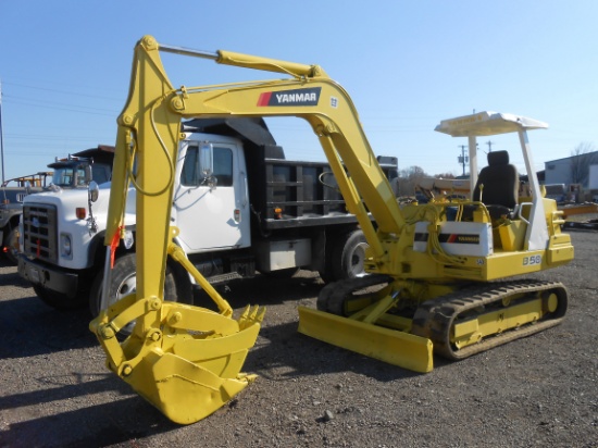 1992 YANMAR B50 EXCAVATOR OROPS, FRONT BLADE, RUBBER TRACKS W/ QTY 2) BUCKE