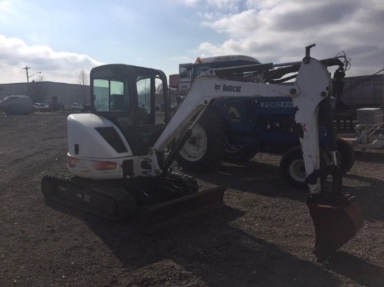 Bobcat 430 Excavator, Erops, Front Blade, Rubber tracks, remote HYD 2200 hours