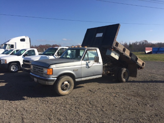 1989 Ford F 350 DSL Dump Truck. 99,375 miles