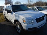 2006 FORD EXPLORER 4 DOOR,4WD,POWER WINDOW AND DOOR LOCKS,ADVANCE TRAC RSC,