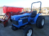 2002 NEW HOLLAND TC30 TRACTOR ROPS, 4WD, W/ 528 HRS