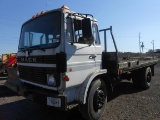 1986 MACK FLATBED TRUCK SINGLE AXLE, 5 SPEED TRANS., AIR BRAKES, DSL ENGINE