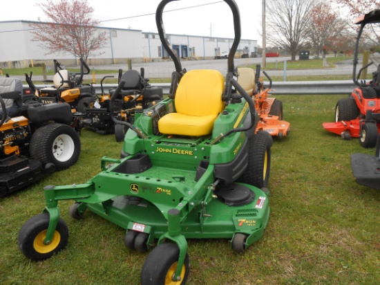 JOHN DEERE Z925AEFI ZERO TURN COMMERICIAL MOWER W/ 60" DECK, ROPS, 295 HRS