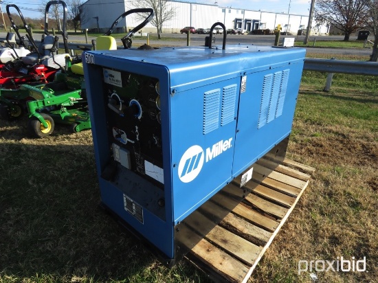 MILLER BIG BLVE 402D CC/CV DC WELDING GENERATOR, 6053 HOURS, TAG #3222