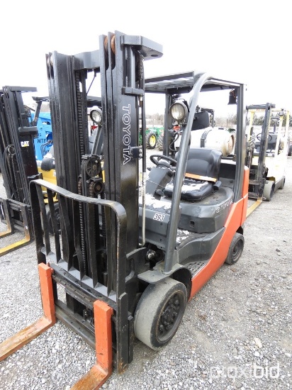 TOYOTA FORKLIFT PROPANE, 11,718 HOURS, TAG #3323