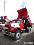 1989 MACK DUAL TANDEM AXLE DUMP TRUCK W/ TRIPLE FRAME, *TITLE*, VIN #006666