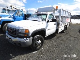 2005 GMC 3500 TRUCK ALUMINUM STAKE BODY, W/ TOMMY LIFT, GAS ENGINE, 177,917