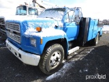 1990 FORD F600 SERVICE TRUCK DSL, EATON FULLER 5 SPEED, 11' TOOL BODY W/ AU