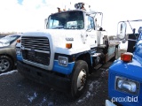 FORD L-8000 TIRE TRUCK SINGLE AXLE, DSL, 176,926 MILES, *TITLE*, VIN #A1525