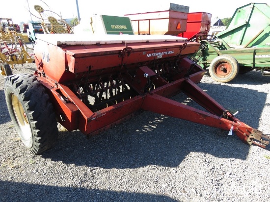 INTERNATIONAL 510 SEED DRILL 2 SEED BOXES, 12FT WIDE, TAG #7443