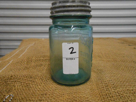 ANTIQUE GREEN PINT MASON JAR W/ ZINC LID