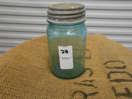 ANTIQUE GREEN PINT MASON JAR W/ ZINC LID