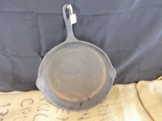 CAST IRON PAN