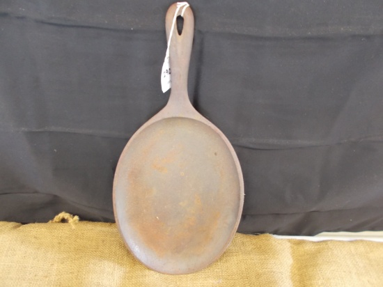 CAST IRON SKILLET