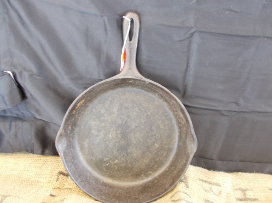 #8 CAST IRON PAN