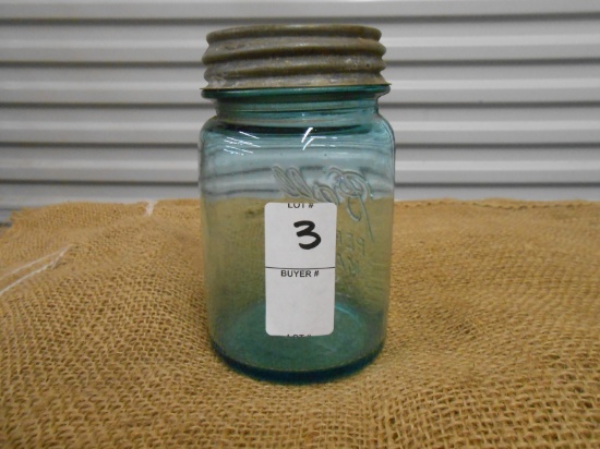 ANTIQUE GREEN PINT MASON JAR W/ ZINC LID