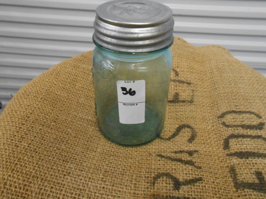 ANTIQUE GREEN PINT MASON JAR W/ ZINC LID