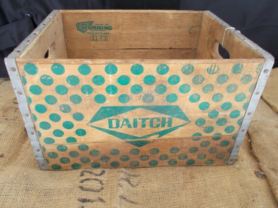 DAITCH WOODEN CRATE