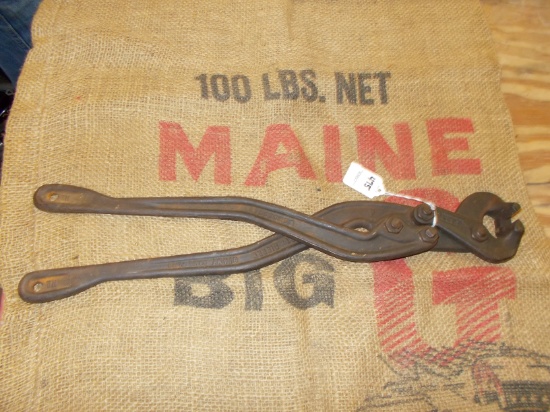 BLACKSMITH TOOL