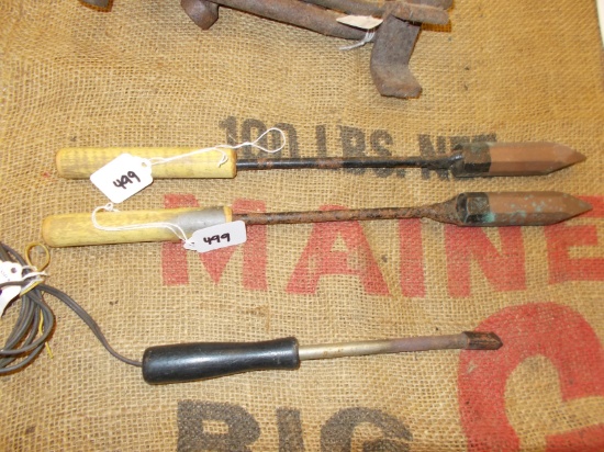 QTY 4) MISC SAUDER IRONS