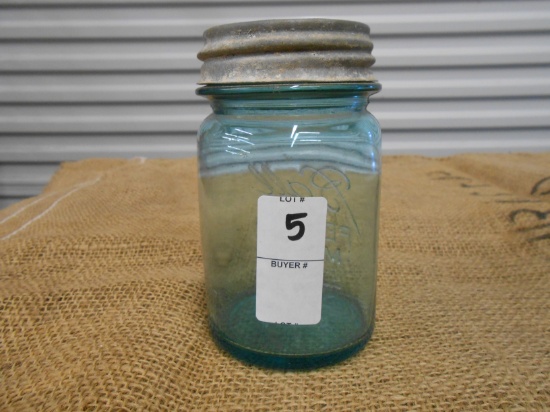 ANTIQUE GREEN PINT MASON JAR W/ ZINC LID