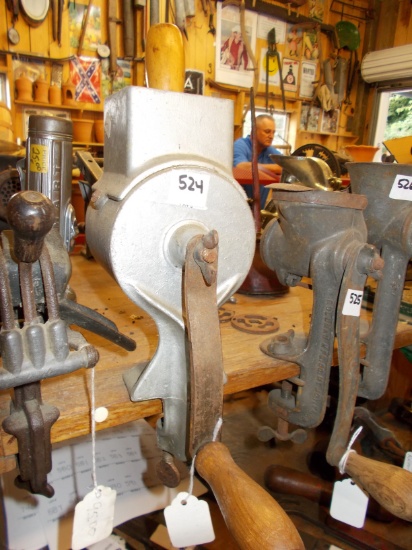 JUICER W/ HANDLE