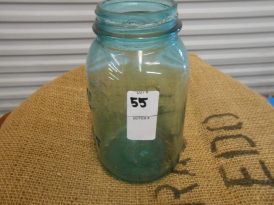 ANTIQUE GREEN QUART MASON JAR W/ NO LID
