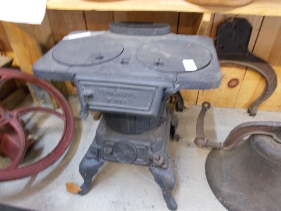 TENNESSEE WOOD/COAL STOVE DAMAGE TO FRONT LEFT LEG