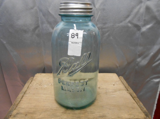 BALL 1/2 GALLON PERFECT MASON JAR W/ LID
