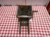 APPLE PRESS