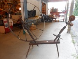 ANTIQUE YARN SPINNING WHEEL