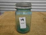 ANTIQUE GREEN PINT MASON JAR W/ ZINC LID