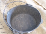 CAST IRON BEAN POT NO LID