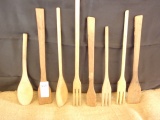 QTY 8) WOODEN UTENSILS
