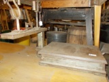 1932 METAL SCALE