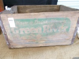 WOODEN GREEN RIVER CRATE