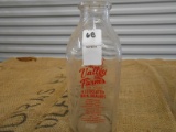QTY 1) VALLEY FARMS GLASS QUART MILK JAR