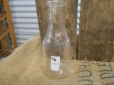 QTY 1) CLOVER BRAND GLASS QUART MILK JAR