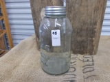 ATLAS STRONG SHOULDER 1/2 GALLON JAR W/ LID