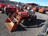 KUBOTA B2400 TRACTOR W/ LOADER, ROPS AND CANOPY, 4WD, HST TRANS, 1026 HOURS