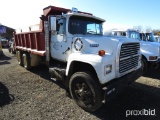 1989 FORD L8000 DUAL TANDEM DUMP TRUCK 10 SPEED TRANSMISSION, FORD MOTOR, SHOWING 118928MILES *TITLE