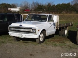 1970 CHEVY CUSTOM 30 1TON PICKUP TRUCK, FLATBED, DUAL REAR WHEELS, 4SPEED TRANSMISSION, *TITLE*, VIN